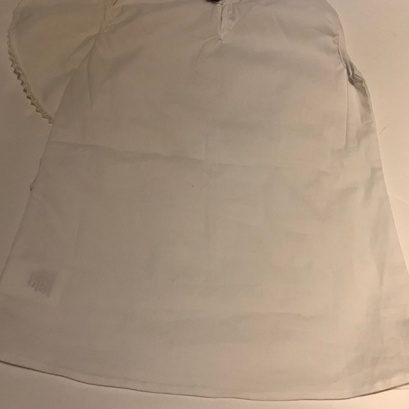 NEW Holt & Lulu White Sleeveless Top Size 6 - Picture 2 of 3